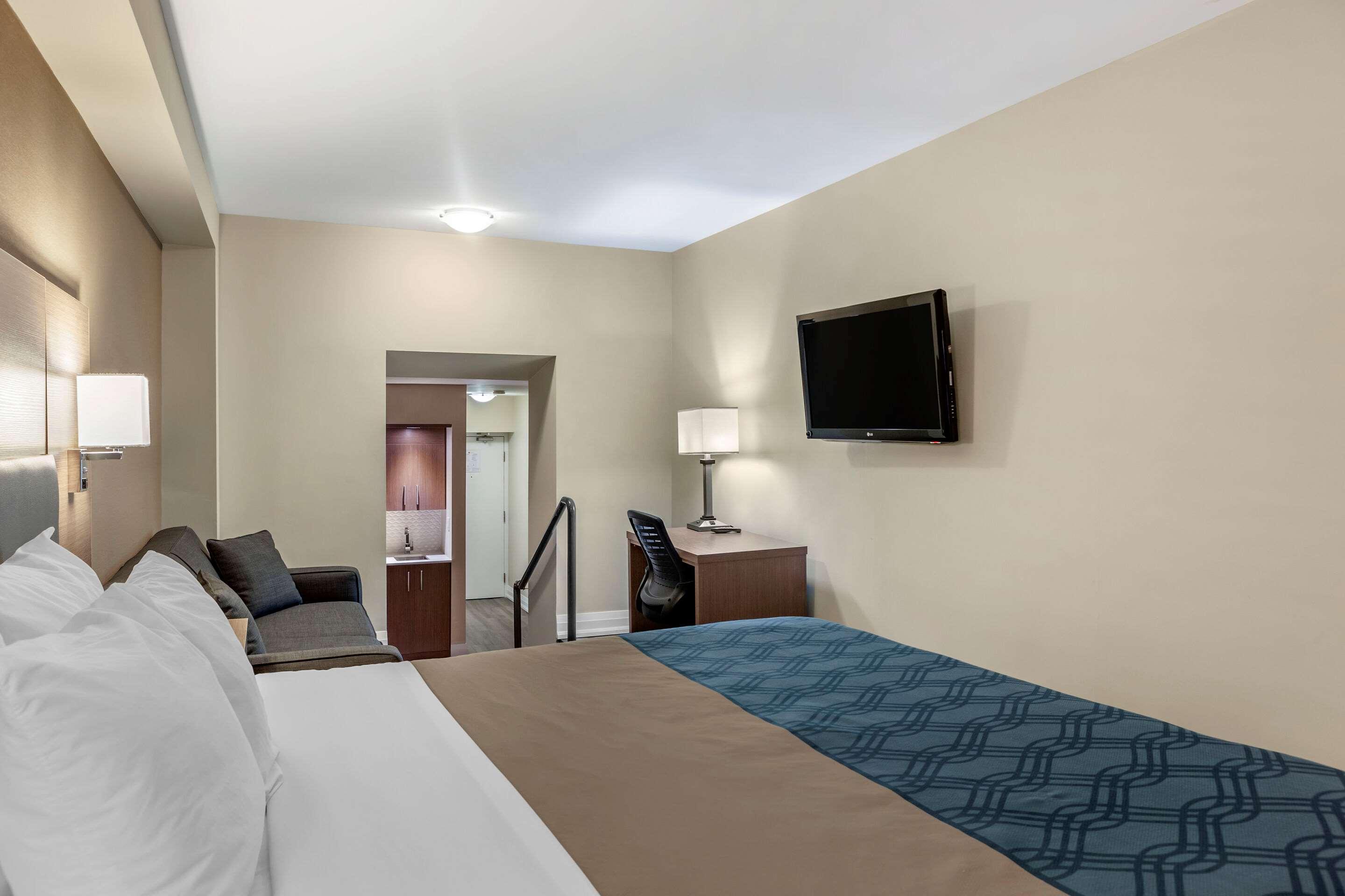 Econo Lodge Inn & Suites Downtown Toronto Exterior foto